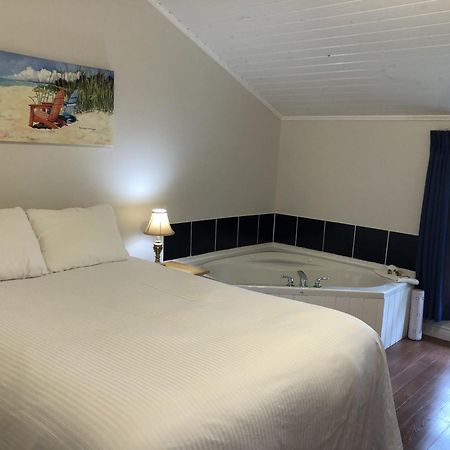 Fairways Cottages Cavendish Extérieur photo
