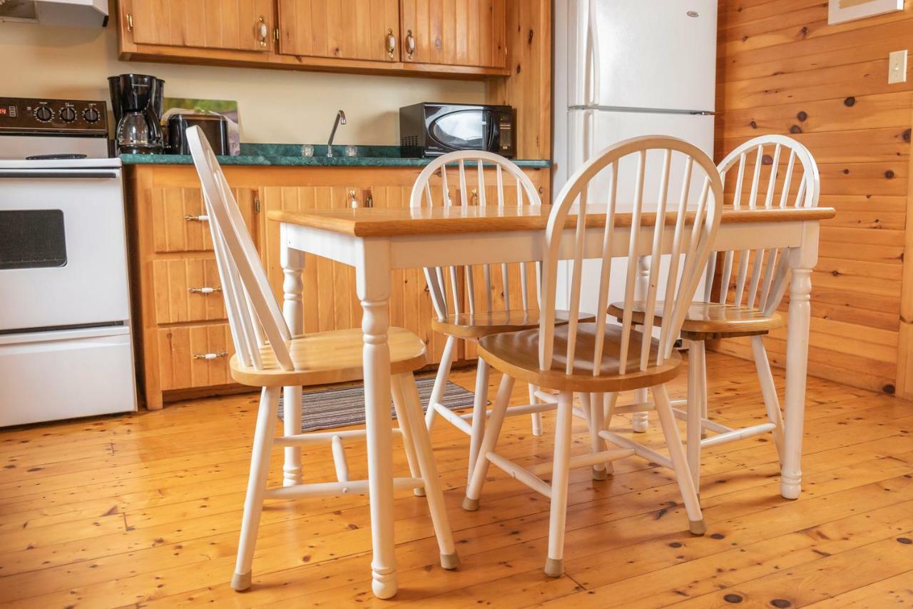Fairways Cottages Cavendish Extérieur photo