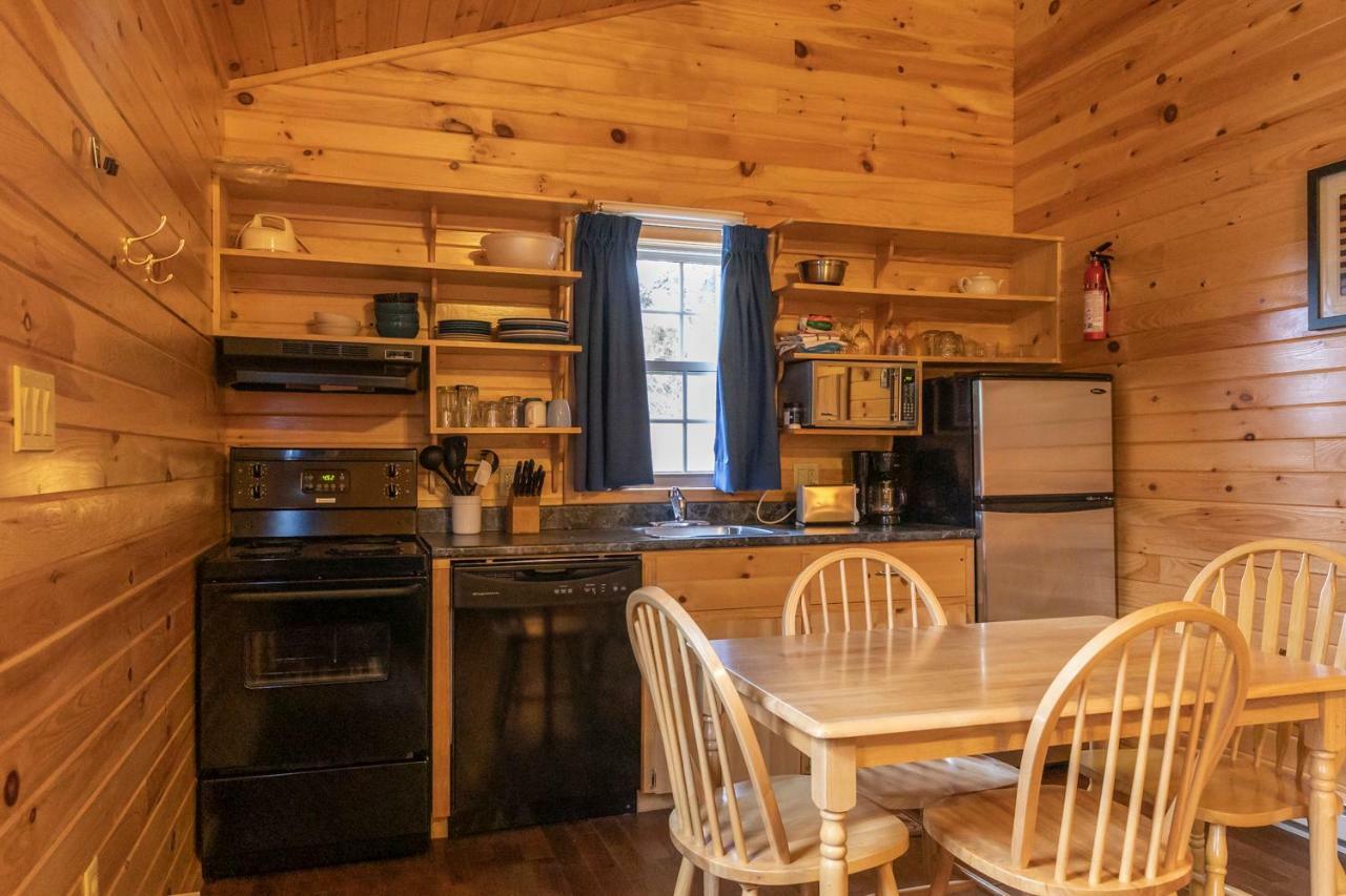 Fairways Cottages Cavendish Extérieur photo