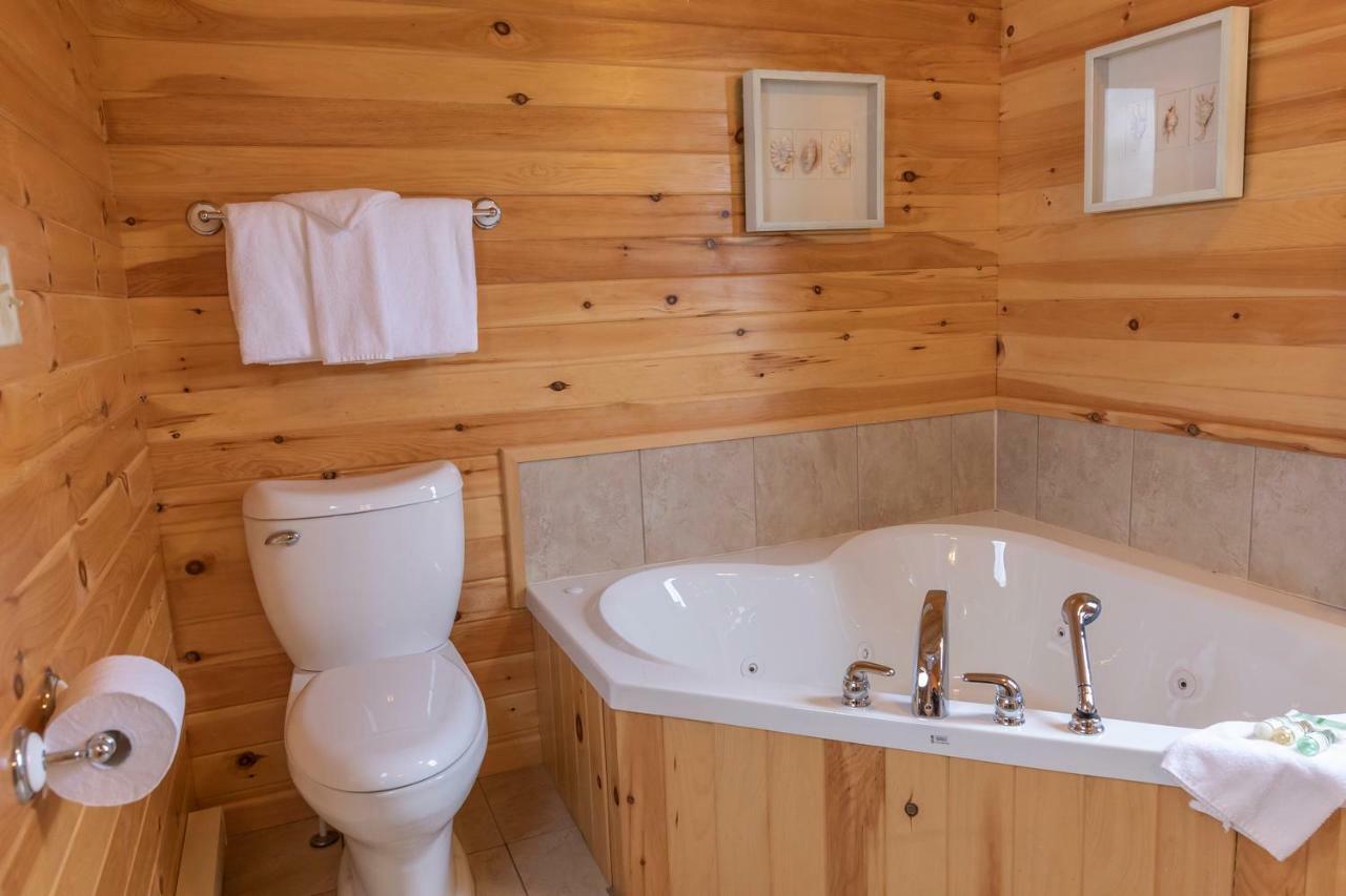 Fairways Cottages Cavendish Extérieur photo